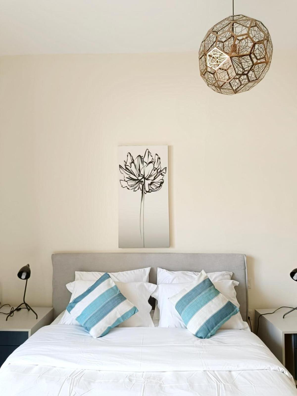 Apartment Modern High-rise In The Heart Of Business Bay Dubai