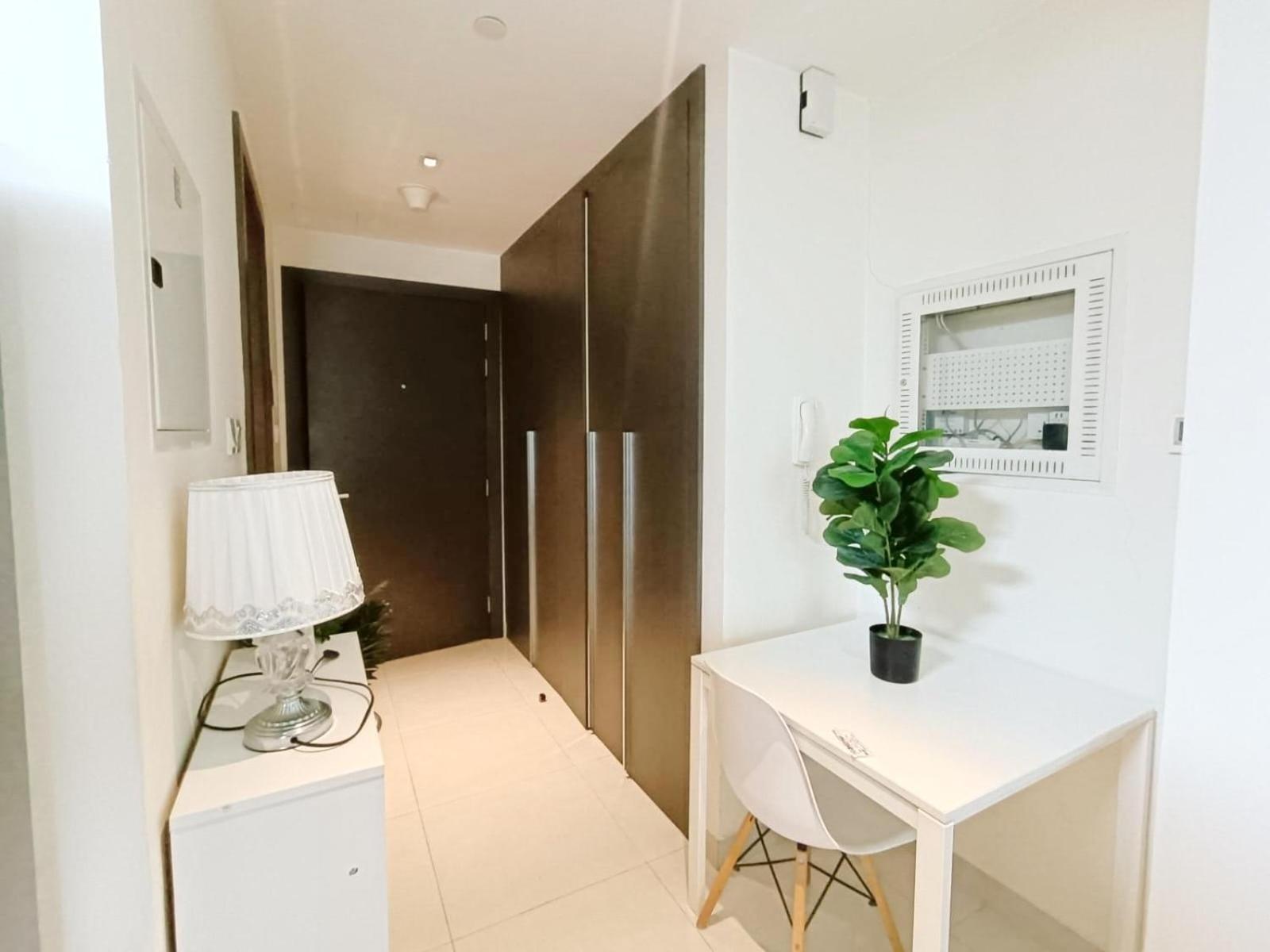 Modern High-rise In The Heart Of Business Bay *